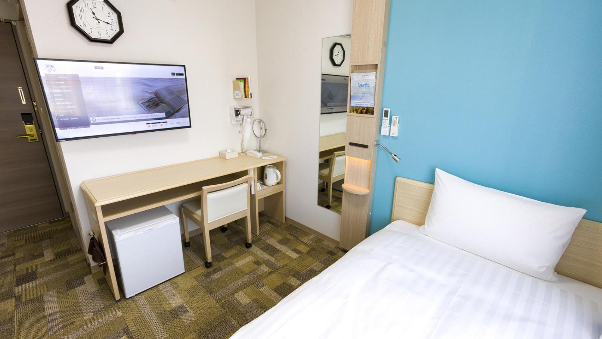 Toyoko Inn Tokyo Keio-Sen Higashi-Fuchu-Eki Kita-Guchi Δωμάτιο φωτογραφία